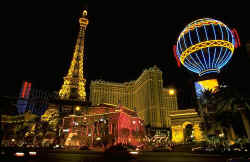 Las_Vegas_1.jpg (110038 bytes)