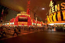 Las_Vegas_2.jpg (143641 bytes)
